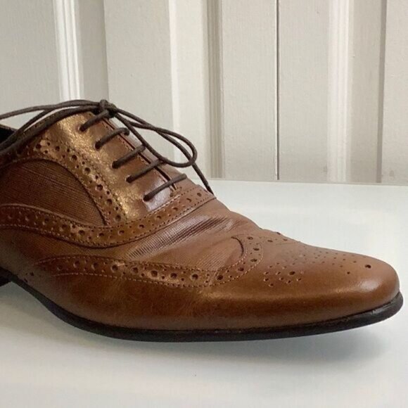 RED TAPE CARN 2 BROGUE MENS BROWN LEATHER LACE UP SHOES SIZE 9 - Picture 12 of 13